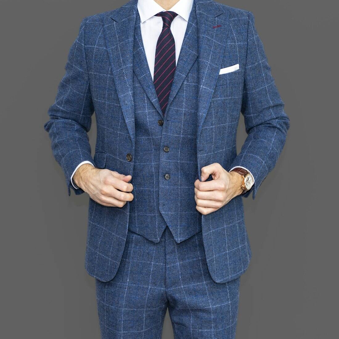 Traje masculino elegante para casamento